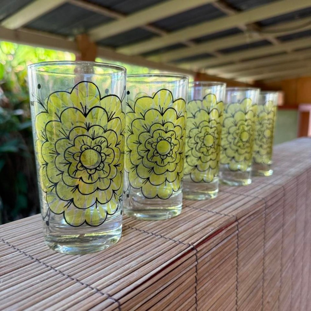 5pc Sunburst Garden Yellow Floral Glasses Retro 1970s Style Set of 5